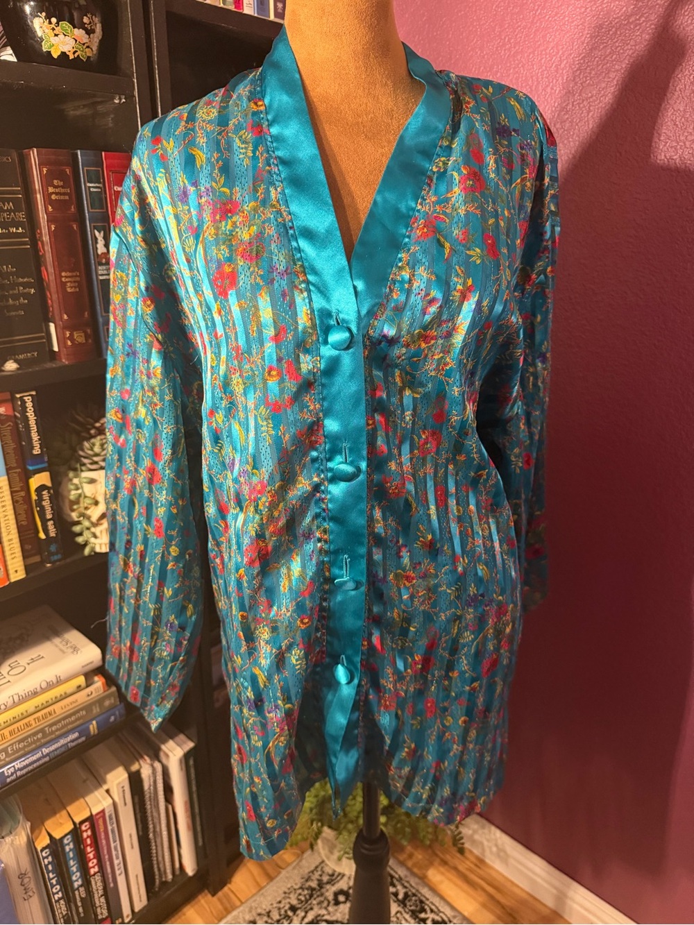 Vtg Victoria’s Secret Teal Floral Satin Button-Front Robe/ sleep shirt